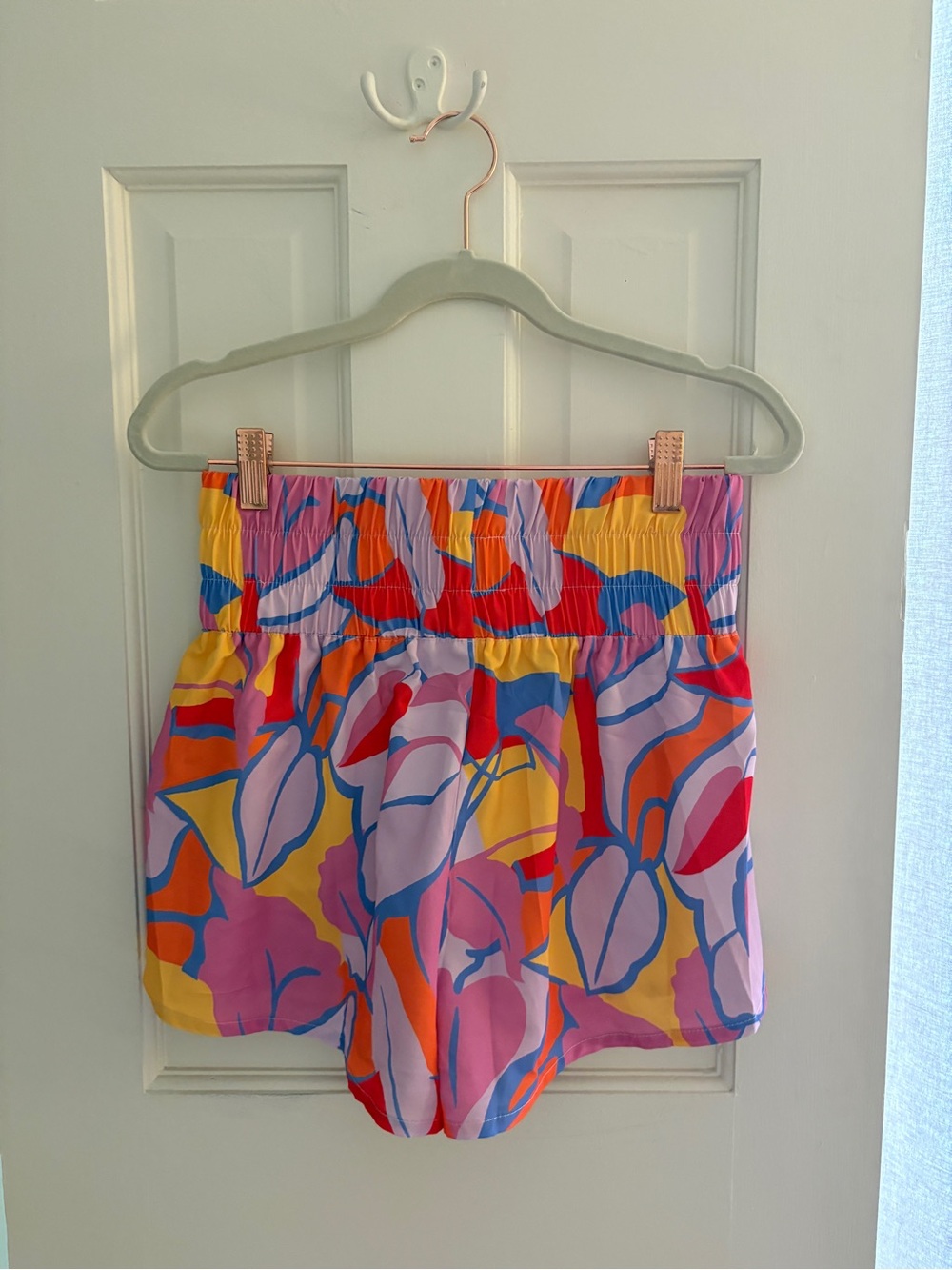 Vibrant Floral Print Smocked Waist Skort - Multicolor